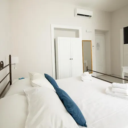 Effe فندق مبيت وإفطار 4*