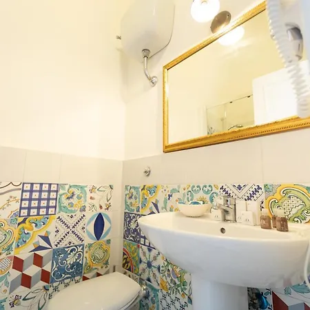 Effe فندق مبيت وإفطار