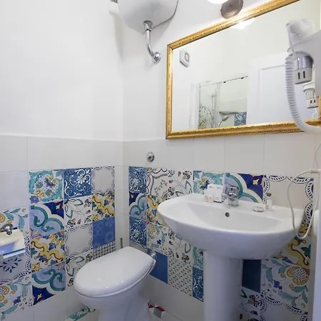 Effe Bed & Breakfast Napoli