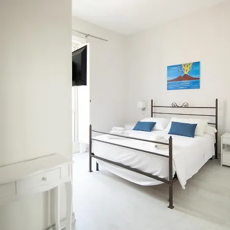 Bed & Breakfast Effe Napoli