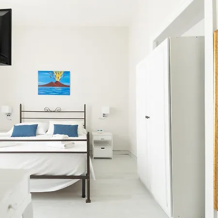 Effe ベッド・アンド・ブレックファスト