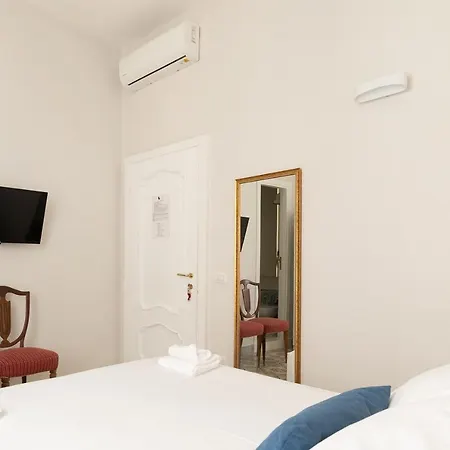 Bed & Breakfast Effe Neapol